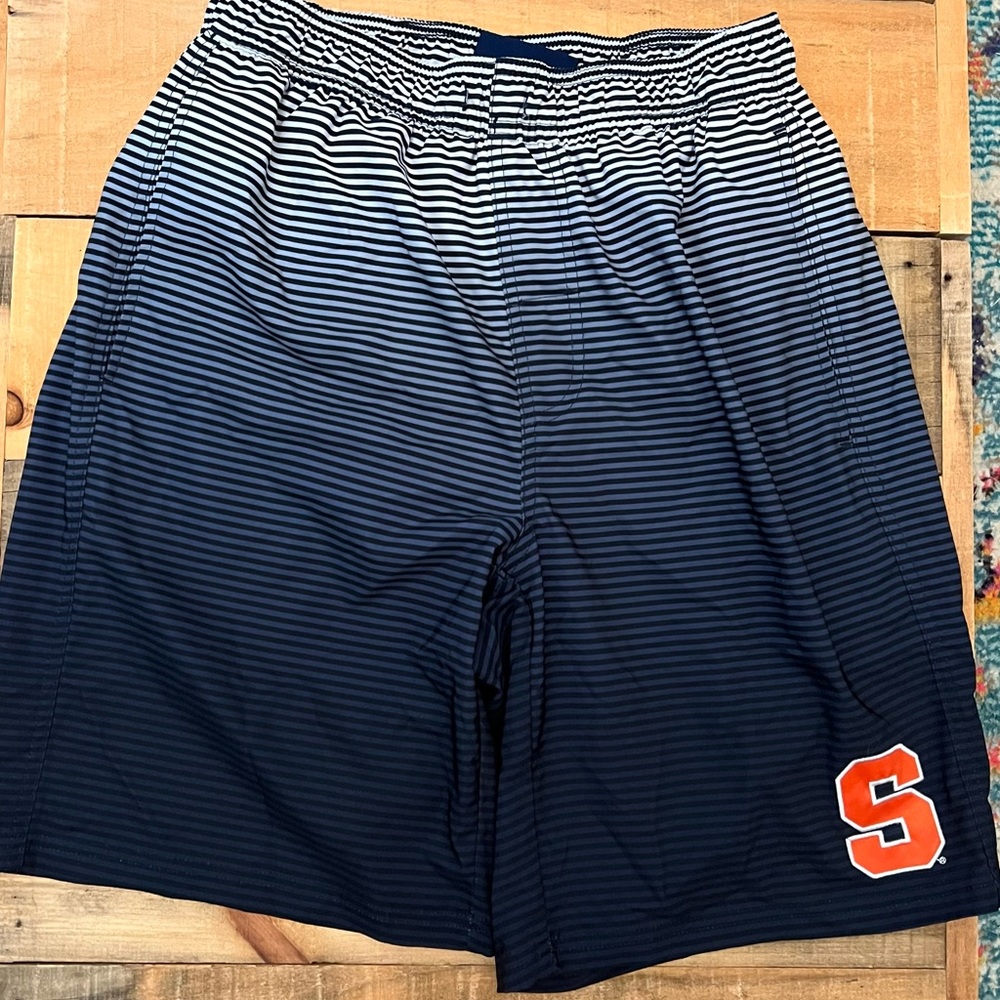 5/$15 Syracuse Ombré Striped Swim Trunks EUC Size Medium